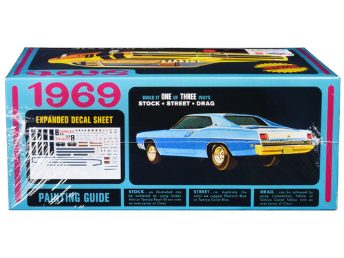 Skill 2 Model Kit 1965 Ford Galaxie 