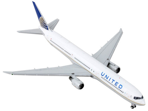 Boeing 767-400ER Commercial Aircraft 