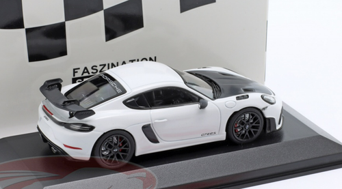 1/43 Minichamps 2021 Porsche 718 (982) Cayman GT4 RS (White with Black Rims) Car Model