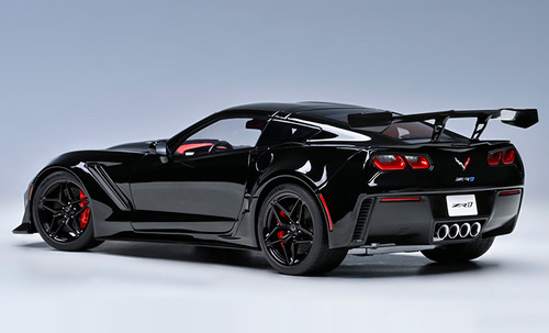 1/18 AUTOart Chevrolet Chevy Corvette C7 Z06 C7R Edition (Gloss