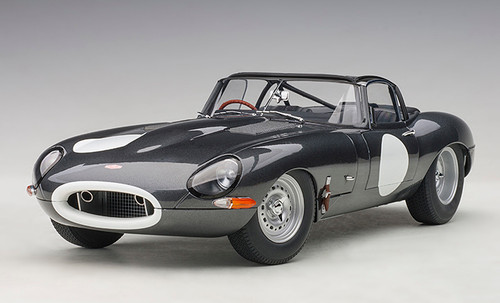 AUTOart JAGUAR E-TYPE ダイキャストモデル AUTOart 1:18 2015 Jaguar E-Type Lightweight Diecast Model Car Review