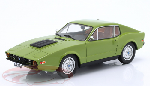 1/18 Cult Scale Models 1973 Saab Sonnet III (Green) Car Model