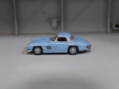 1/64 DCM Mercedes-Benz 300SL (Blue) Diecast Car Model