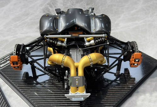 1/6 Frontiart Koenigsegg ONE:1 Engine Luxury Gold Model Limited