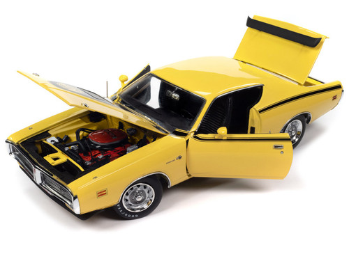 1/18 Auto World 1971 Dodge Charger Super Bee Top Banana Yellow with Black Stripes Diecast Car Model