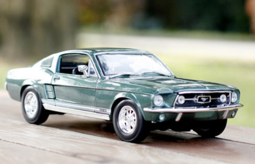 1/18 Maisto 1967 Mustang GT GTA (Green) Diecast Car Model