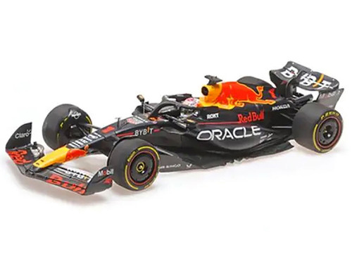 1/18 Minichamps 2025 Formula 1 Japanese GP Oracle Red Bull