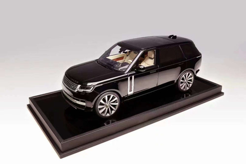 1/18 Motorhelix 2022 Land Rover Range Rover Autobiography Extended Wheelbase (Black) Resin Car Model Limited 99 Pieces