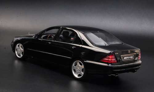 1/18 OTTO Mercedes-Benz Mercedes MB S-Class S-Klasse S55 AMG (W220) Black Resin Car Model