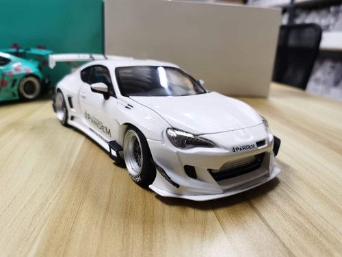Century Dragon 1/18 トヨタ　GT86 ホワイト 1/18 Diecast Toyota GT86 2012 White Century Dragon Scale