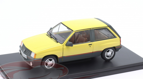 1/24 Hachette 1983 Opel Corsa 1.3 SR (Yellow) Car Model