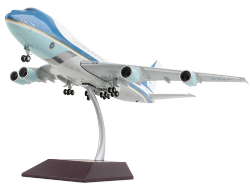 Boeing C-40B Commercial Aircraft 