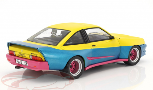 Opel Manta A 1970 metal car, scale 1:34.