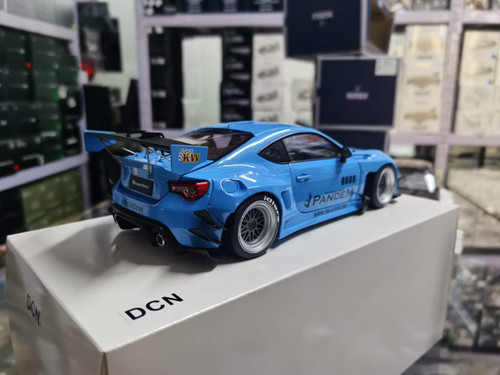 1/18 DCN Toyota 86 Pandem Sakura (Mint Green) Diecast Car