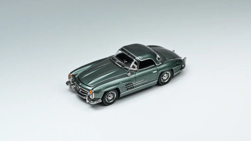 1/64 GFCC Mercedes-Benz 300SL Roadster Hardtop (Green) Diecast Car Model