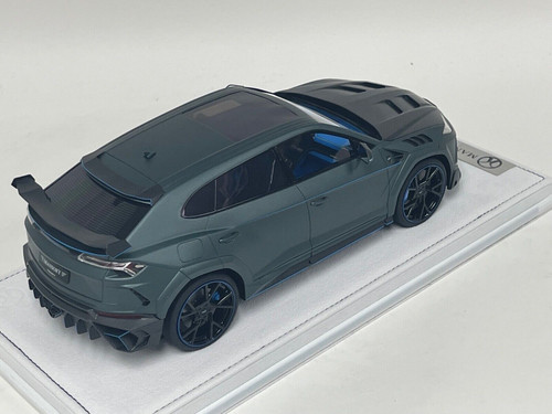 1/18 Timothy & Pierre TP Mansory Lamborghini Venatus Urus (Matte Green with Carbon Hood) Resin Car Model Limited 49 Pieces