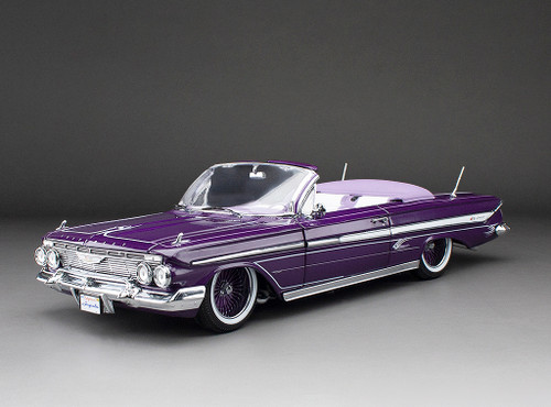 1/18 Sunstar 1961 Chevrolet Impala Open Convertible Lowrider