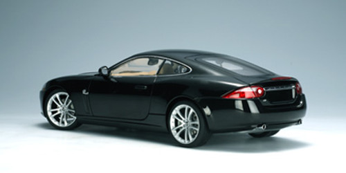 1/18 AUTOart Jaguar XK Coupe (Black) Diecast Car Model 73632