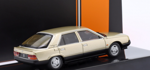 1/43 Ixo 1986 Renault 25 Phase 1 (Beige Metallic) Car Model