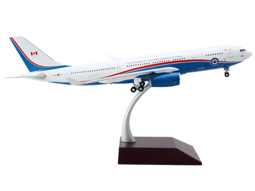 Airbus A330-200 Commercial Aircraft "Government of Canada - Royal Canadian Air Force" (330002) White and Blue with Red Stripes "Gemini 200" Series 1/200 Diecast Model Airplane by GeminiJets