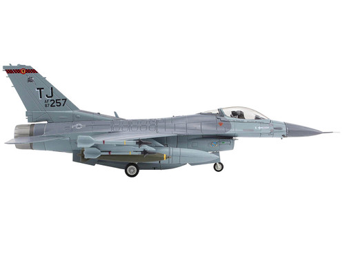 Lockheed F-16C Fighting Falcon Fighter Aircraft "Operation Desert Storm 614th Tactical Fighter Squadron Doha Air Base Qatar" (1991) United States Air Force "Air Power Series" 1/72 Diecast Model by Hobby Master