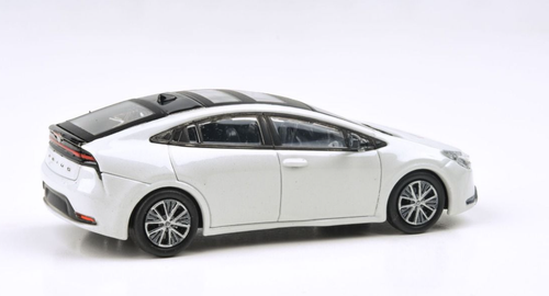 1/64 Paragon 2023 Toyota Prius (Wind Chill White) Diecast Car Model