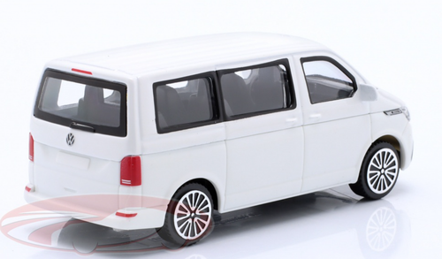 1/43 BBurago 2020 Volkswagen VW T6 Multivan (White) Diecast Car Model