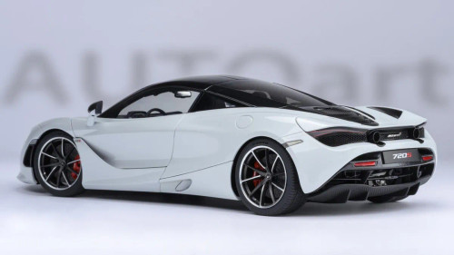 1/18 AUTOart McLaren Senna GTR (Silica White) Car Model