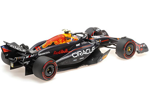 35▢MINICHAMPS Red Bull RB7 IY0704-2 35▢MINICHAMPS Red Bull RB7 IY0704-2