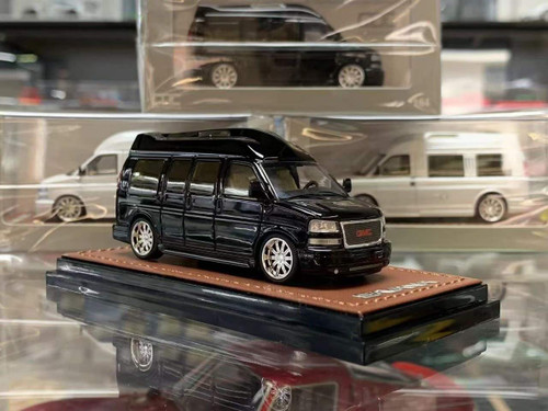 1/64 GOC GMC Savana (Black) Diecast Car Model