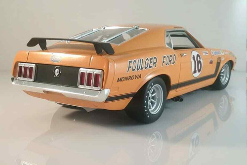 1/18 ACME 1970 Ford BOSS 302 Trans Am Mustang - Street Version