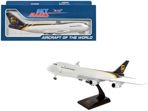 Boeing 747-400F Commercial Aircraft with Landing Gear "UPS Worldwide Services" (N570UP) White and Brown (Snap-Fit) 1/200 Plastic Model by Skymarks