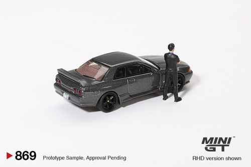 ♥ 1/64 Mini GT Nissan GT-R NISMO #23 