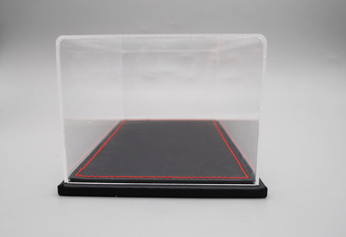 1/24 Model Acrylic Display Case with Leather Base