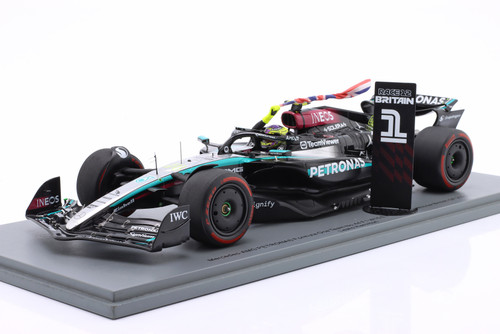 1/18 Spark 2024 Formula 1 Mercedes-AMG Petronas F1 W15 British GP