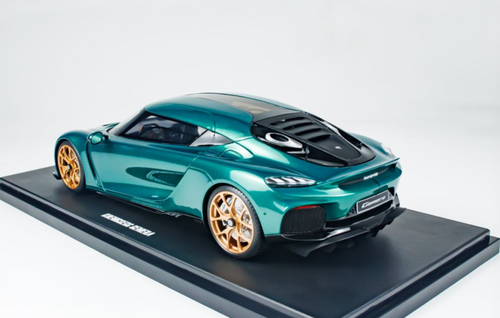 1/18 GT Spirit 2024 Koenigsegg Gemera (Racing Green) Car Model