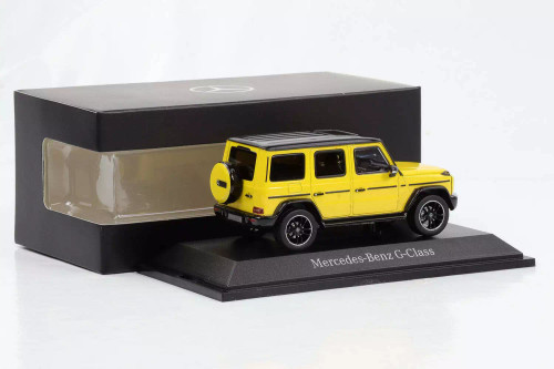 1/18 Dealer Edition 2018 Mercedes-Benz G-Class G500 AMG Line