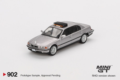 1/64 Mini GT BMW 7 Series E38 750IL (Aspen Silver Metallic