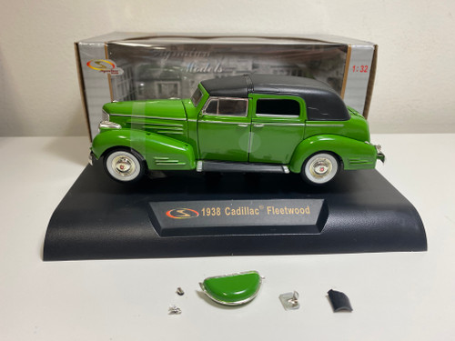 DAMAGED AS-IS 1/32 Road Signature 1938 Cadillac Series 90 V16 Fleetwood (Green) Diecast Car Model Option 3