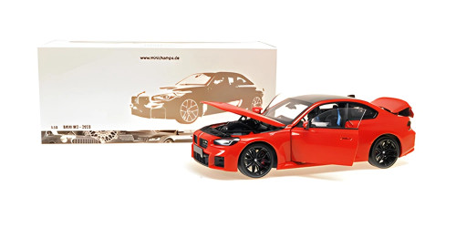☆美品/現状　BMW 320i 1/18 スケール　レッド Kyosho 1:18 BMW X1 xDrive 28i red 08791VR model car 08791VR