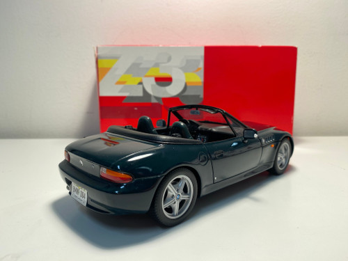 1/18 BMW 別注 Z3 roadster 中古 美品 1/18 BMW 別注 Z3 roadster 中古 美品