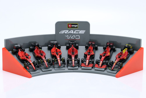 Burago 1/43Ferrari ミニカーセット 7台 ディスプレイ付き Bburago burago 1/43 F1 展示台座 ディスプレイ フェラーリ