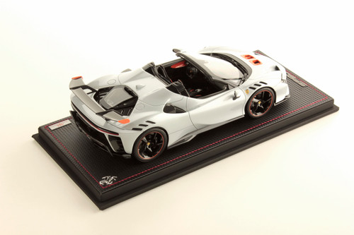 1/18 BBR Ferrari SF90 XX Spider (Bianco Artico White) Car Model