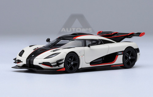 1/18 AUTOart Koenigsegg ONE:1 (Matte Imperial Blue with Carbon