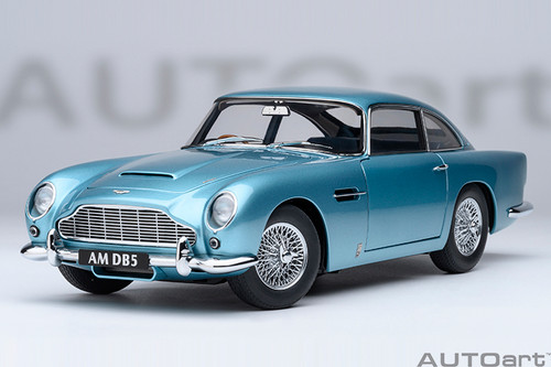 AUTOart 1/18 Aston Martin DB5 ダイキャストモデル AUTOart Aston Martin DB5, British Racing Green 1/18 Diecast Car