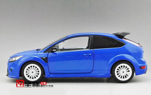 1/18 OTTO 2009 Ford Focus Mk2 RS (Ultimate White) Resin Car Model