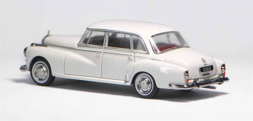 【新品】1/64 GFCC Mercedes Benz 300D White GFCC 1/64 Scale Mercedes-Benz 300D 1959 White Diecast Car