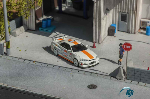 1/64 Fuji Nissan Skyline GT-R GTR R34 Nismo Z-Tune (White) Diecast
