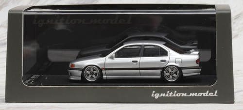 1/43 IG Ignition Model Nissan Primera (P10) 2.0Te (Dark Grey