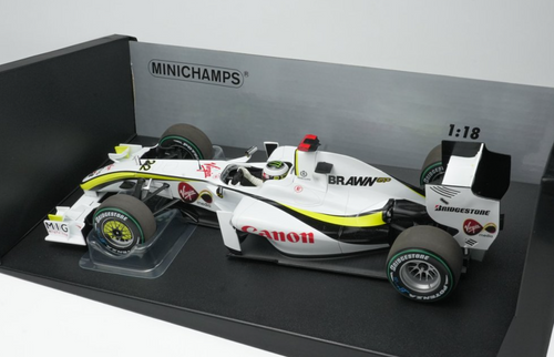 1/18 Minichamps 2009 Formula 1 Brawn GP BGP001 Jenson Button Singapore GP Diecast Car Model